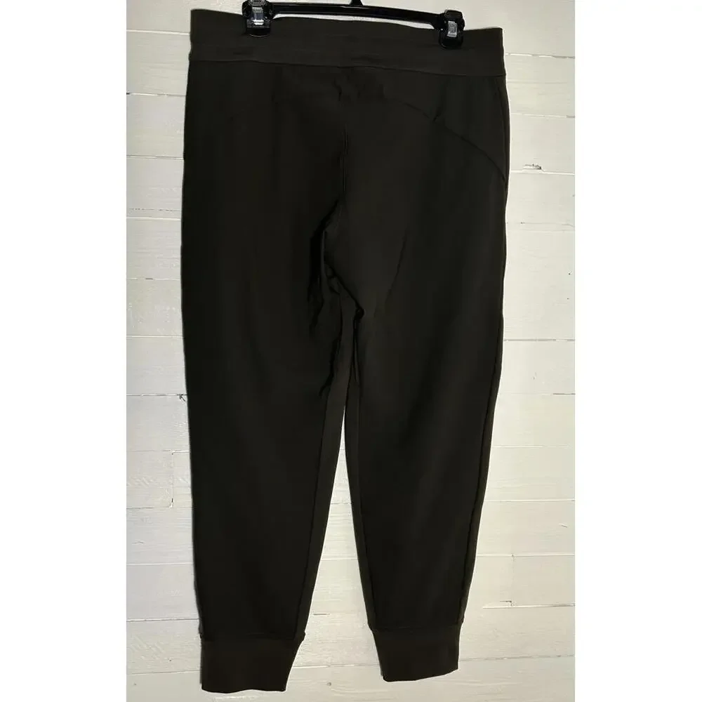Aletha Headlands Hydro Trek Joggers, women’s size 12P. Army green khaki.